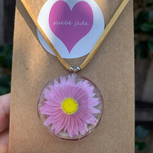 Pink Daisy Flower Pendant Necklace