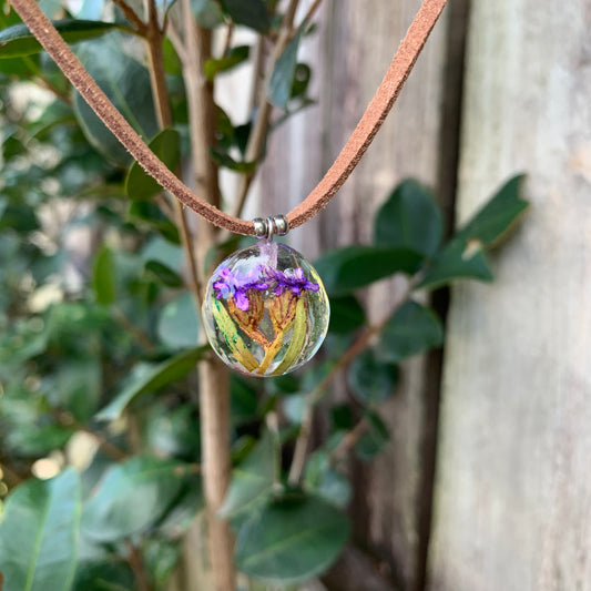 Petite Flower Pendant Necklace