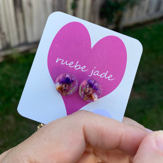Purple flower resin earrings made with real flowers 