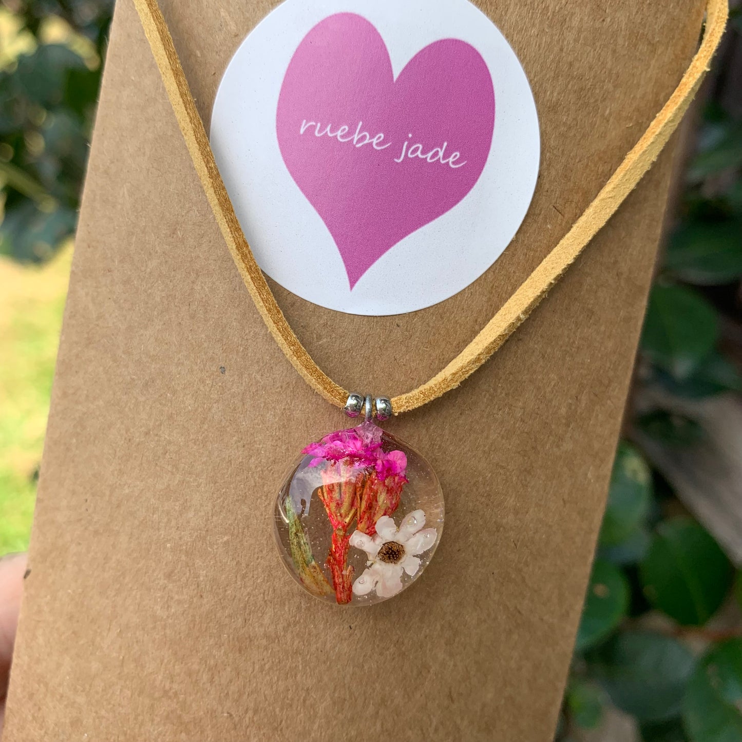 Pink Daisy Flower Pendant Necklace