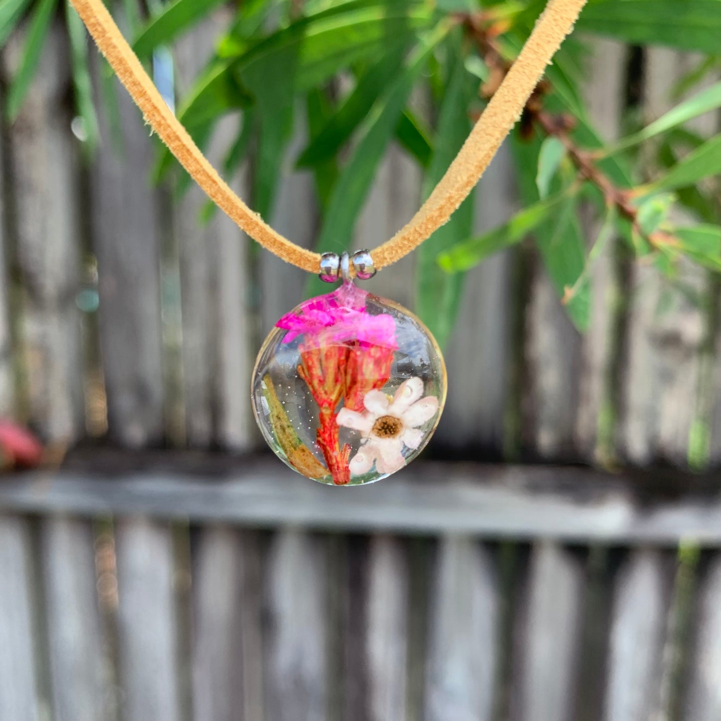 Pink Daisy Flower Pendant Necklace