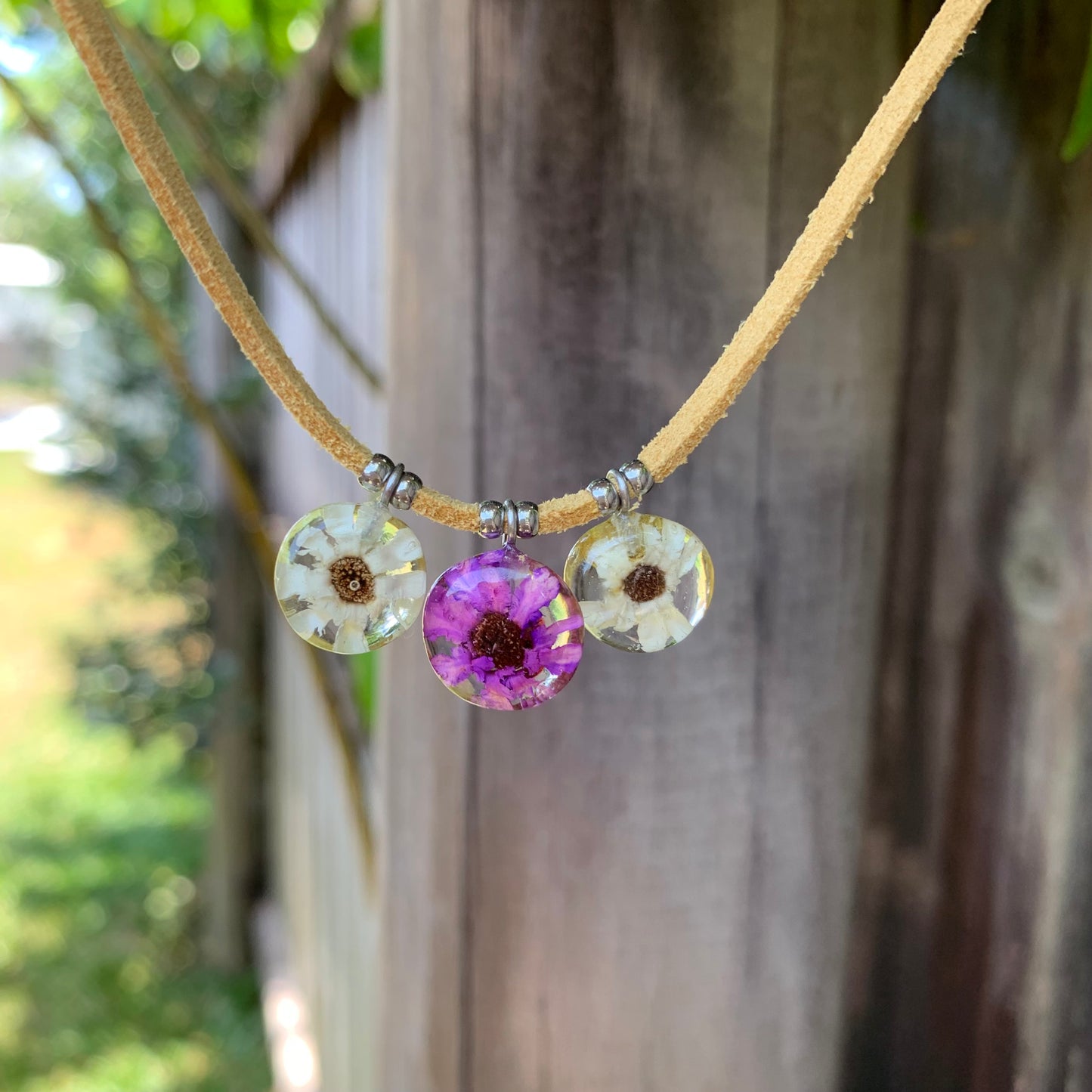 Austraian Daisy flower necklace, Purple resin necklace, Botanical resin Jewellery, 