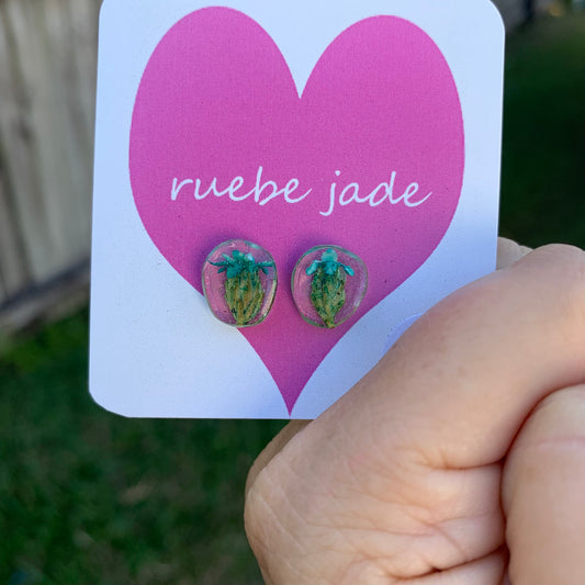 Blue Daisy resin earrings 